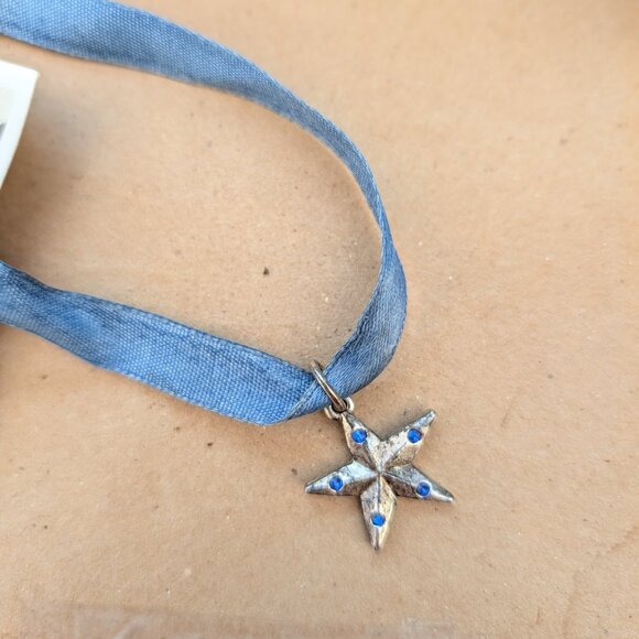 Vintage 1990's Blue Ribbon Choker Necklace with Star Pendant - Picture 4 of 12